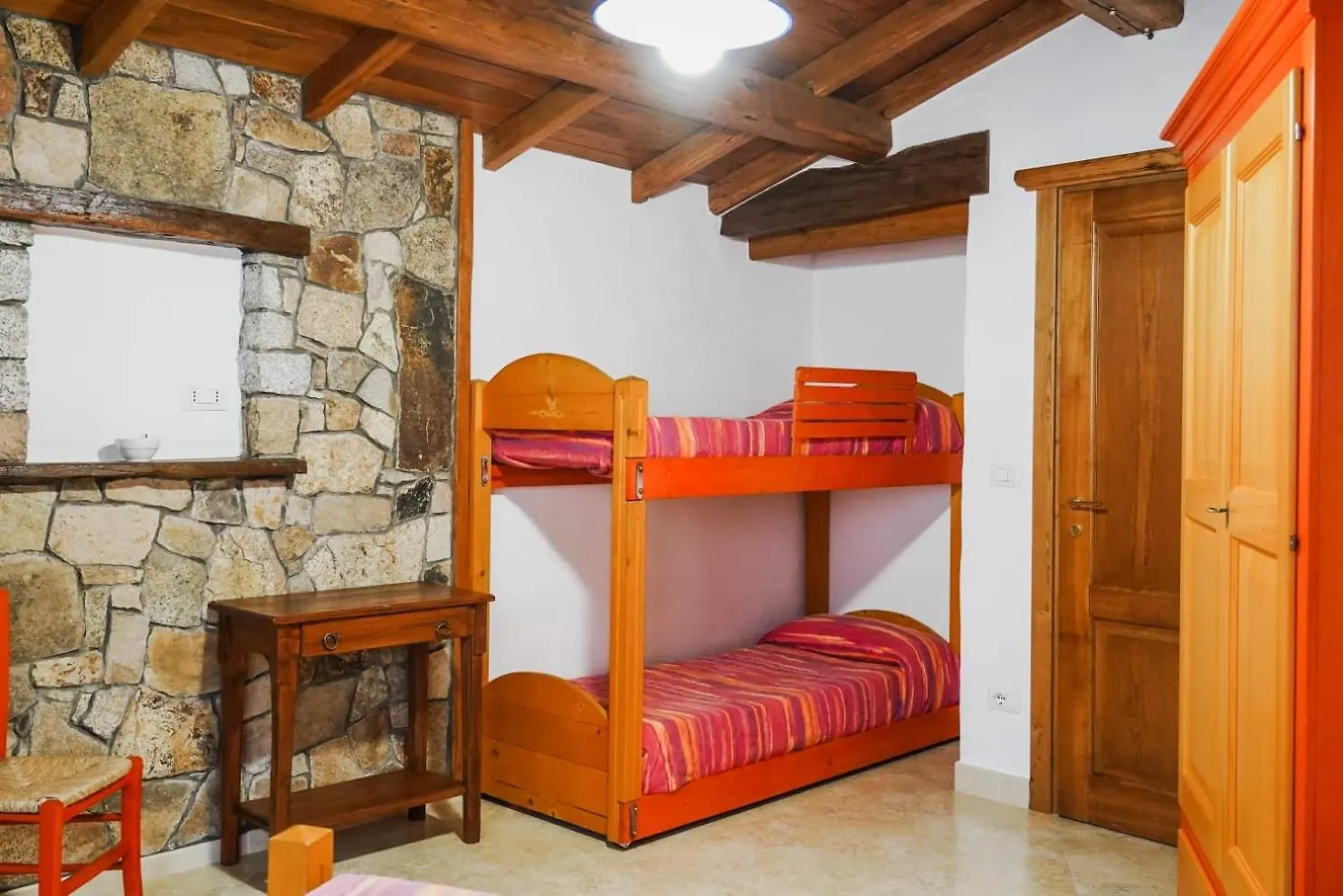 B&B Gennargentu Fonni Oda ve Kahvaltı
