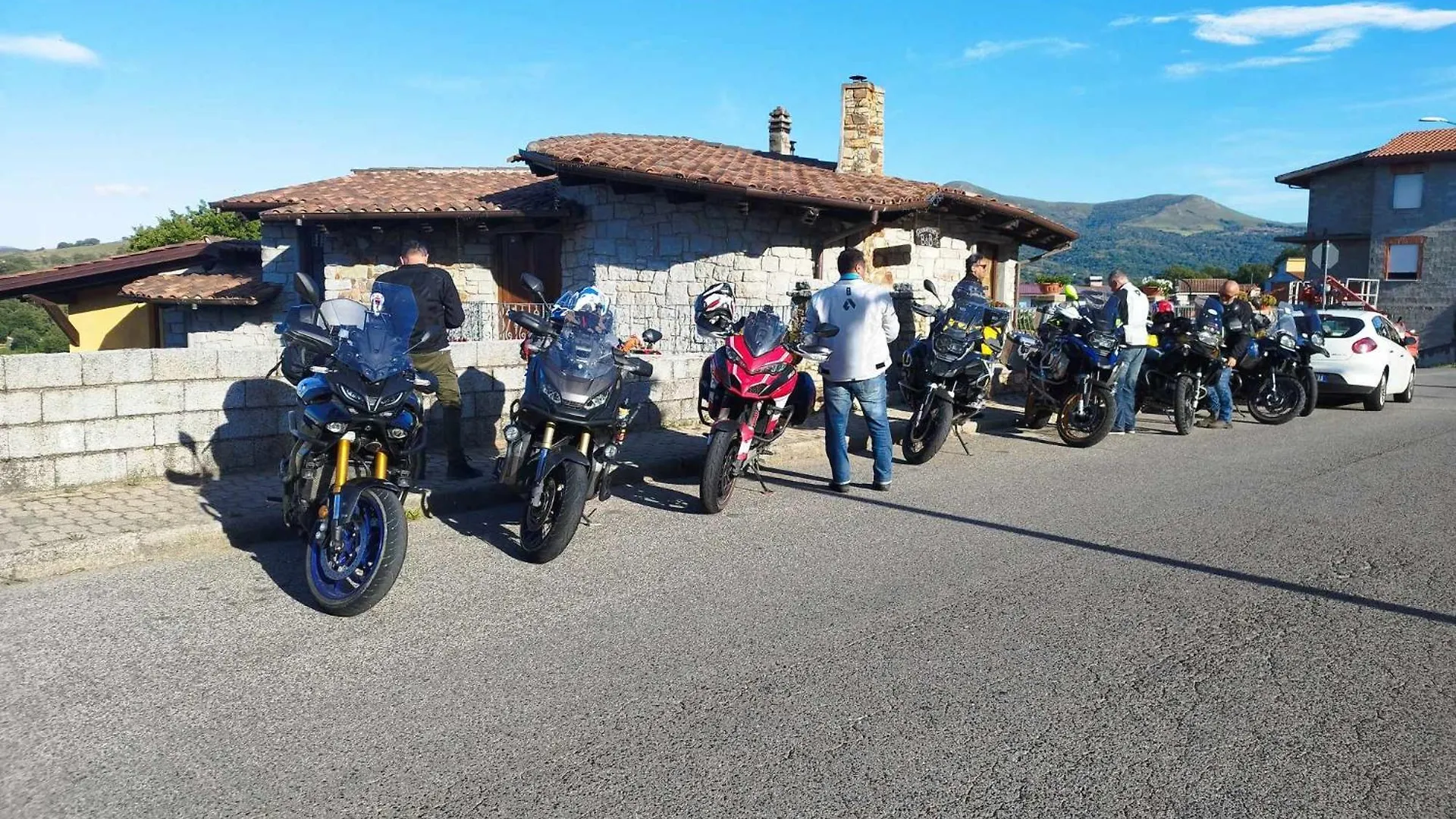 Oda ve Kahvaltı B&B Gennargentu Fonni