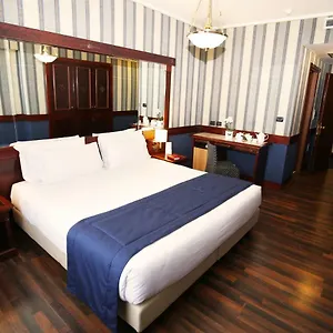 https://regent-rome.it-romehotels.com